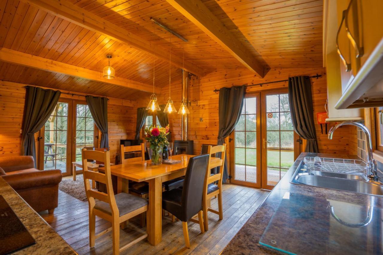 Wall Eden Farm - Luxury Log Cabins And Glamping Highbridge Buitenkant foto