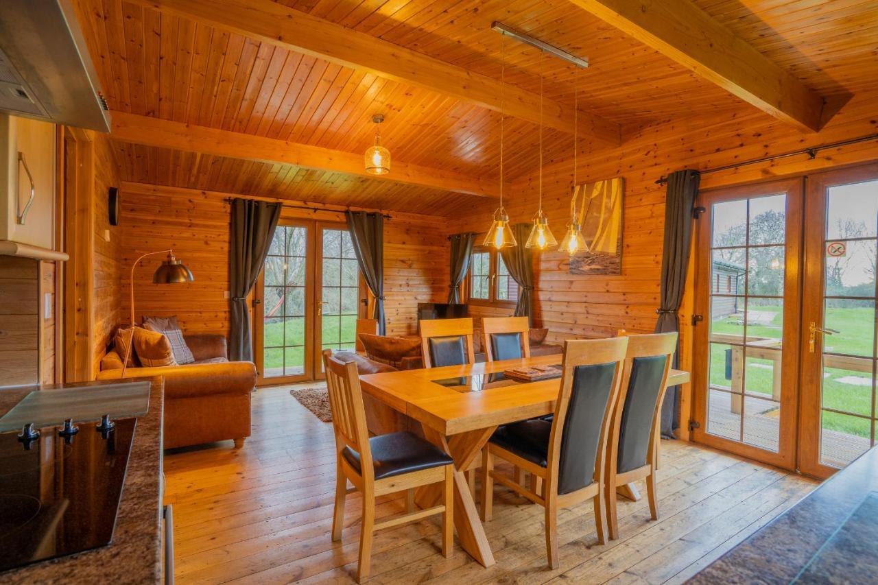 Wall Eden Farm - Luxury Log Cabins And Glamping Highbridge Buitenkant foto