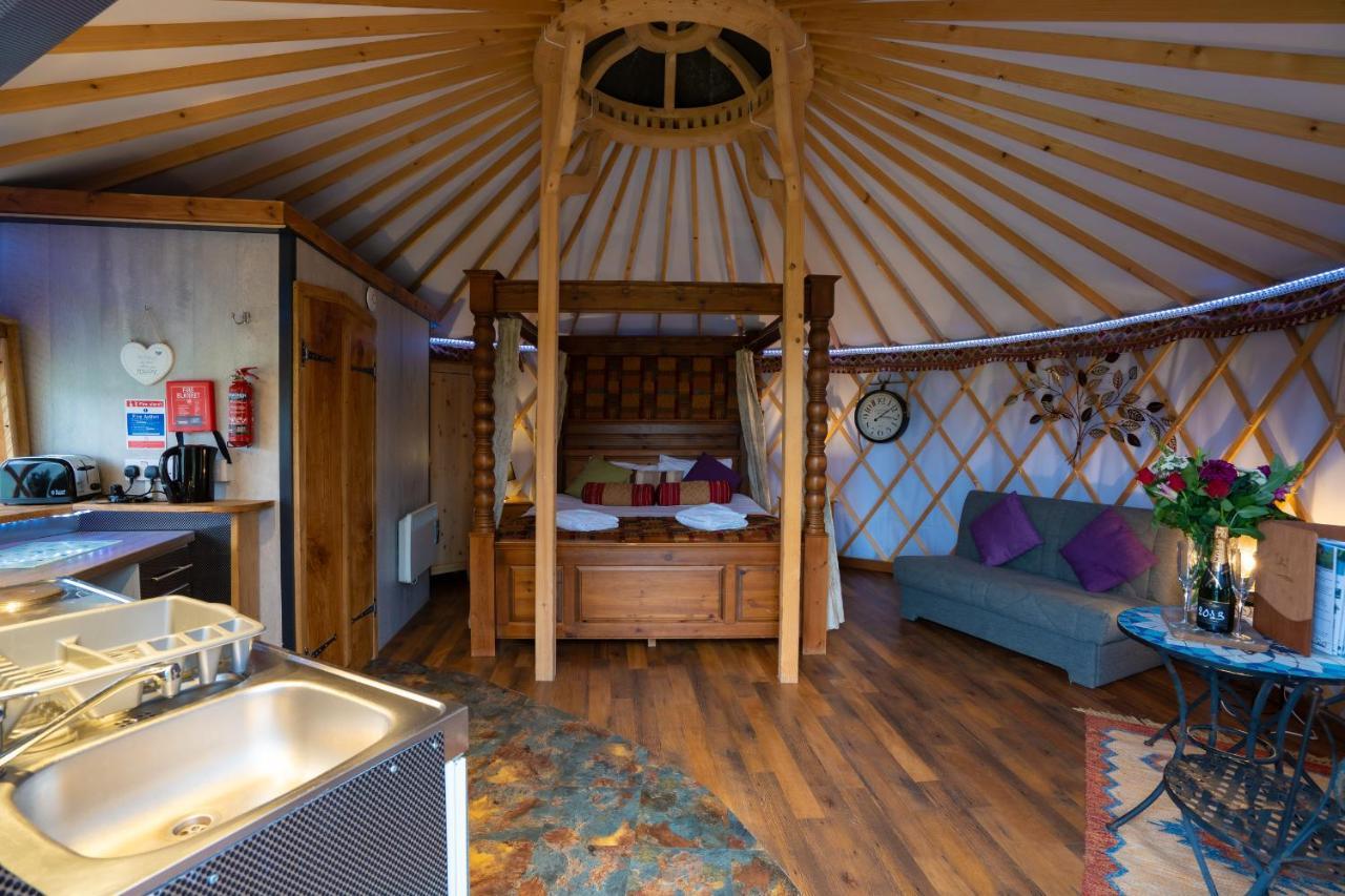 Wall Eden Farm - Luxury Log Cabins And Glamping Highbridge Buitenkant foto