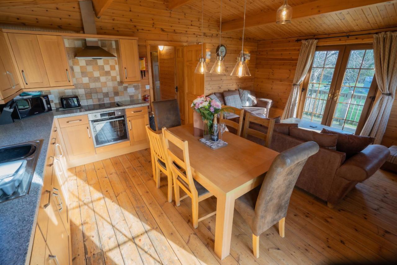 Wall Eden Farm - Luxury Log Cabins And Glamping Highbridge Buitenkant foto