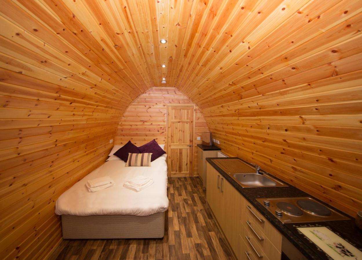 Wall Eden Farm - Luxury Log Cabins And Glamping Highbridge Buitenkant foto
