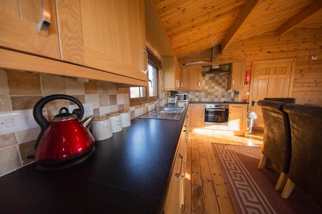 Wall Eden Farm - Luxury Log Cabins And Glamping Highbridge Buitenkant foto