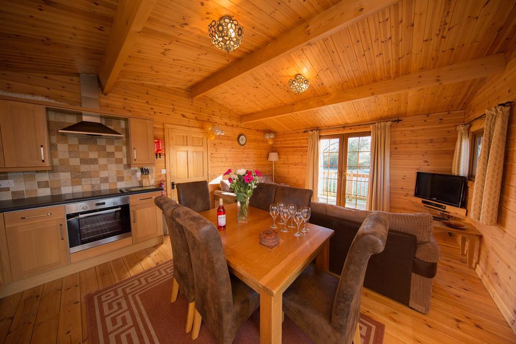 Wall Eden Farm - Luxury Log Cabins And Glamping Highbridge Buitenkant foto